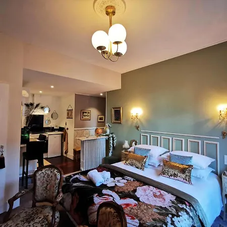 Belle Reine - Studio Pour 2 Personnes 884 * Aix-les-Bains